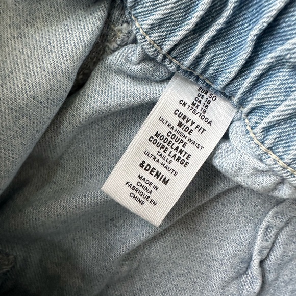 H&M ultra high waist curvy fit wide jeans 18 - Picture 2 of 6